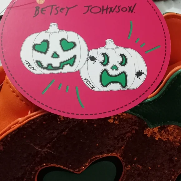 Betsey Johnson Glittery Jack-o'-Lantern's Two Faces Trick or Treat Spider Bag - Picture 15 of 16